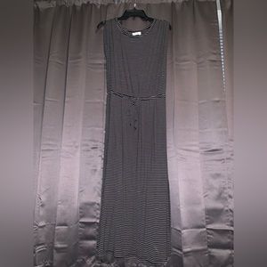 Maurices black striped dress w/pockets